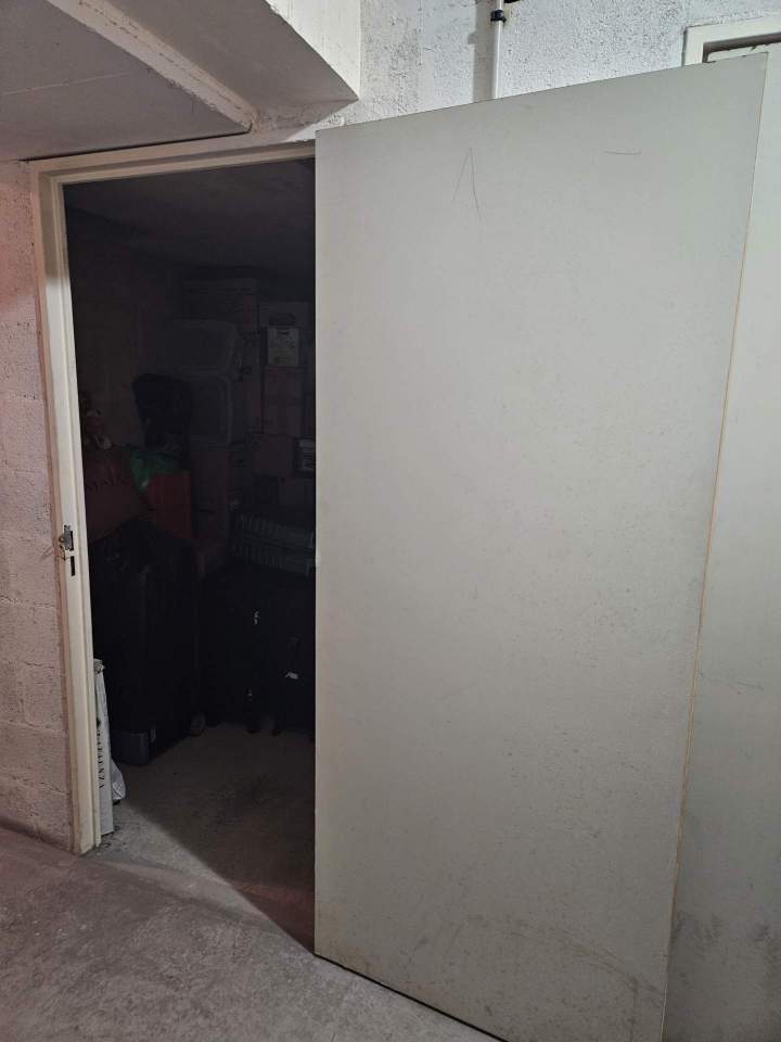 installation porte de cave blindé avant